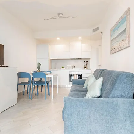 H11 Luxury 3b - Porto - Piscina - Jacuzzi 圣托·斯特凡诺·阿尔马尔