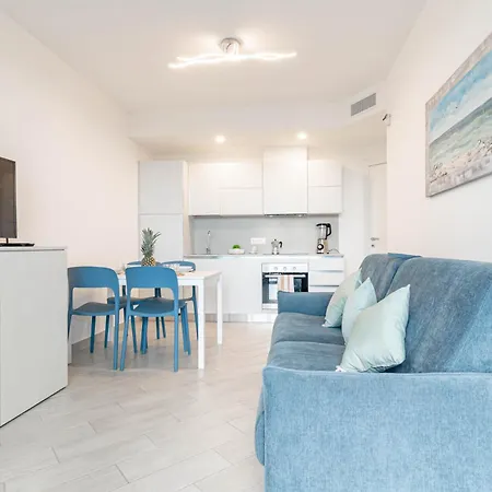 公寓 H11 Luxury 3b - Porto - Piscina - Jacuzzi 圣托·斯特凡诺·阿尔马尔