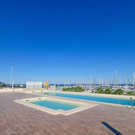 H11 Luxury 3b - Porto - Piscina - Jacuzzi Santo Stefano al Mare